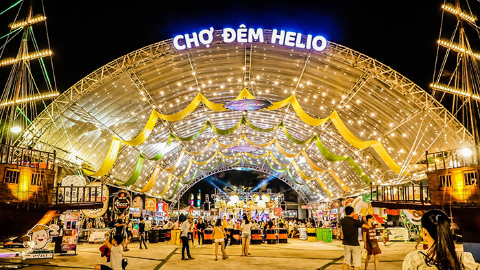 Chợ đêm Helio được mệnh danh là thiên đường ẩm thực về đêm tại Đà Nẵng với hàng trăm món ăn ngon