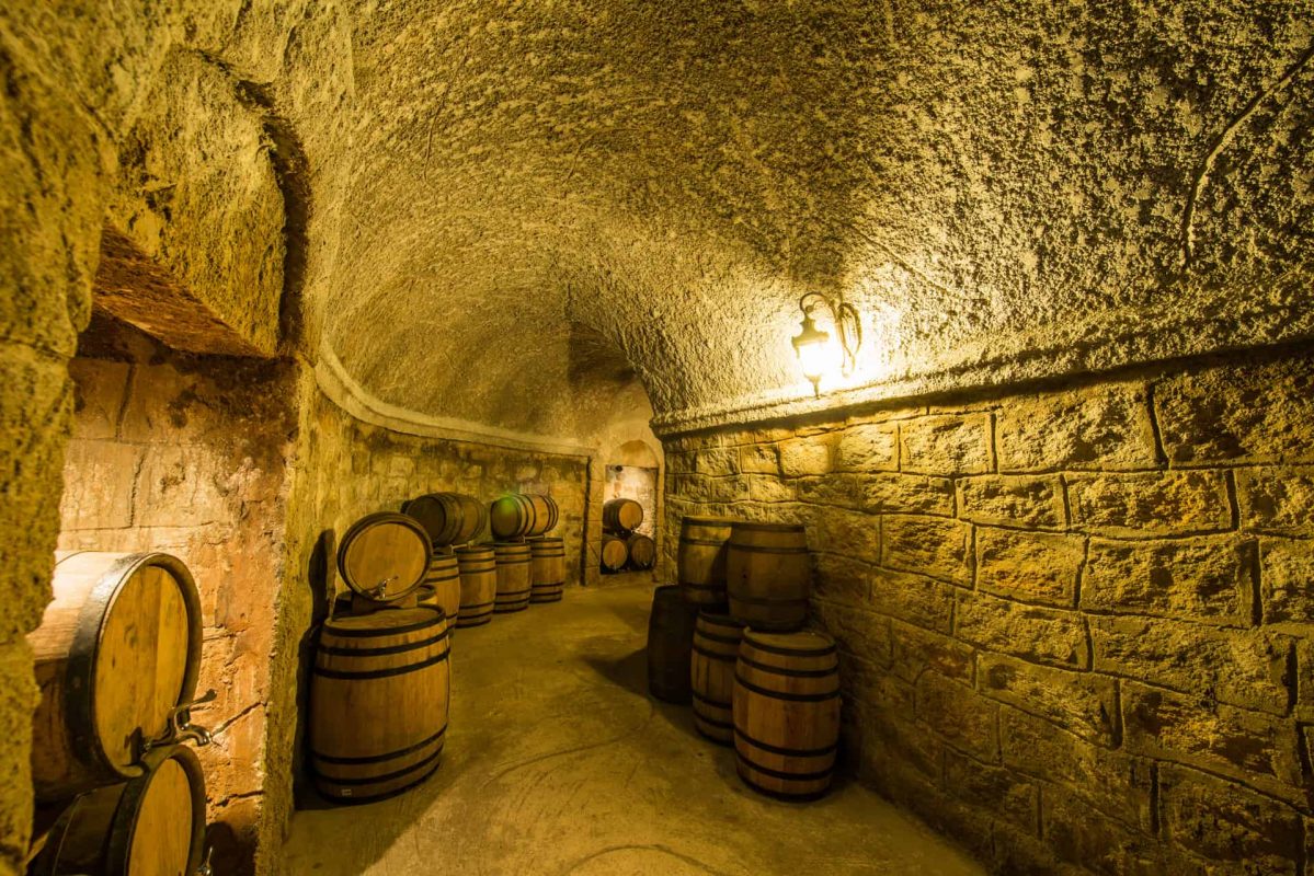Hầm rượu Debay – Tour Bà Nà Hill