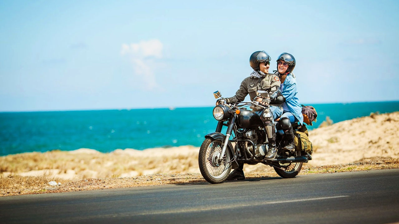  Thuê xe máy cũng là một cách để giúp chuyến du lịch Đà Nẵng tiết kiệm hơn