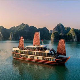 Review tour du thuyền Hạ Long 2 ngày 1 đêm của công ty Du lịch Khát Vọng Việt - Kavo Travel
